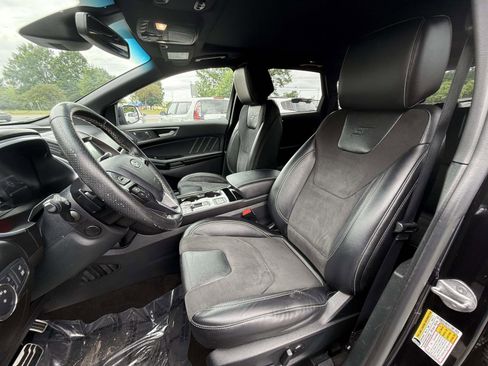 Used 2020 Ford Edge ST w/ Equipment Group 401A AWD/4WD image 28