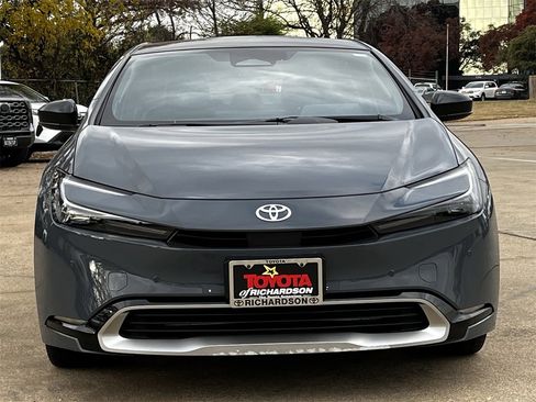Used 2023 Toyota Prius Prime Premium image 7