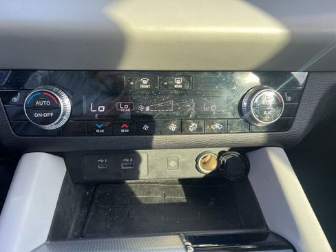 Used 2022 Mitsubishi Outlander SEL image 19