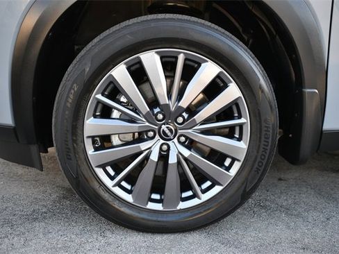 Used 2023 Nissan Pathfinder SL w/ SL Premium Package image 34