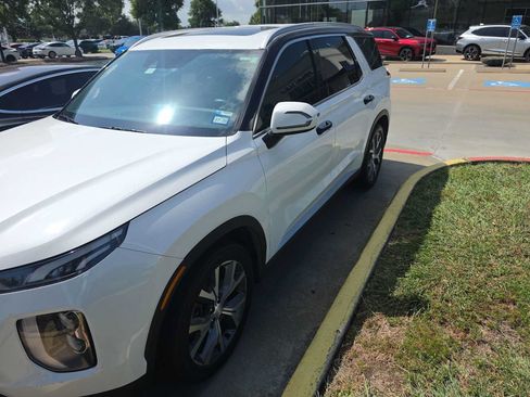 Used 2021 Hyundai Palisade SEL w/ Premium Package FWD image 1