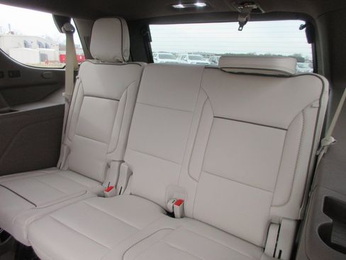 New 2026 GMC Yukon Denali w/ Sun & Power Step Package image 15