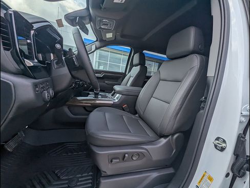 New 2026 Chevrolet Silverado 1500 RST w/ Convenience Package II AWD/4WD image 15