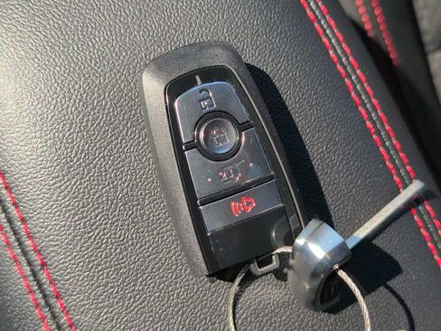 New 2026 Ford Escape ST-Line image 25