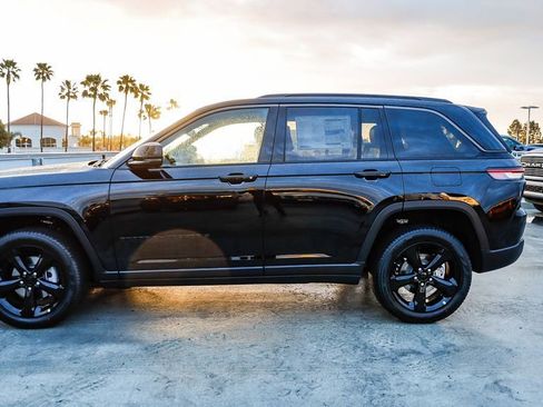 New 2026 Jeep Grand Cherokee Limited AWD/4WD image 14
