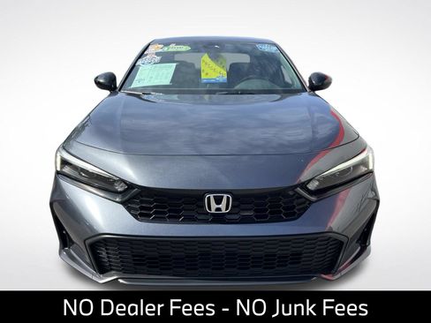 Used 2025 Honda Civic Sport image 4