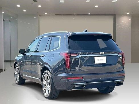 Certified 2024 Cadillac XT6 Premium Luxury w/ Technology Package FWD image 3