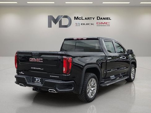 Certified 2024 GMC Sierra 1500 Denali w/ Technology Package AWD/4WD image 5