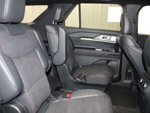 New 2026 Ford Explorer ST w/ Sun And Sound Package AWD/4WD image 31