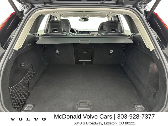 Certified 2024 Volvo XC60 T8 Plus w/ Protection Package Premier AWD/4WD image 24