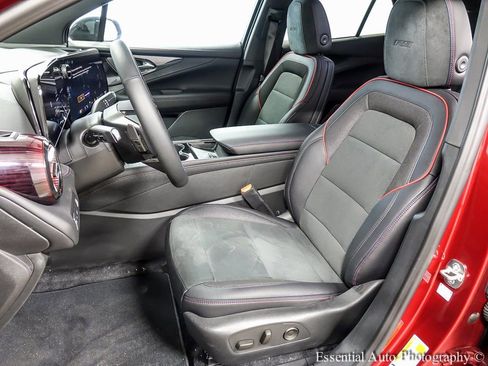 New 2025 Chevrolet Blazer EV RS image 9