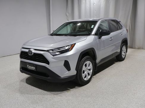 Used 2023 Toyota RAV4 LE AWD/4WD image 6