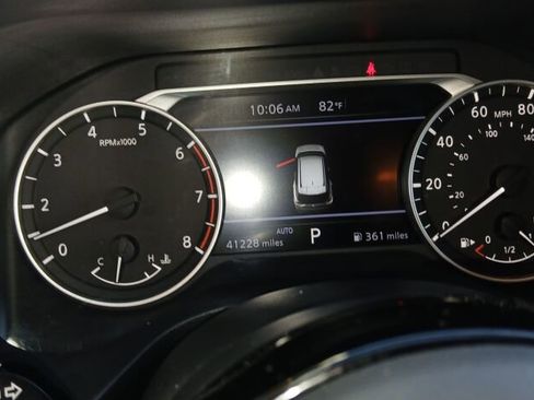 Used 2022 Nissan Rogue SV image 23