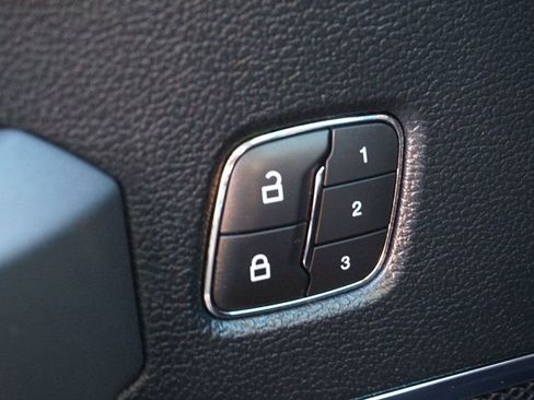 Used 2019 Ford F150 Platinum w/ Max Trailer Tow Package image 24