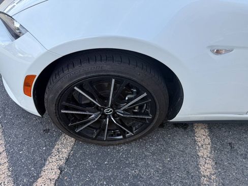 Used 2025 MAZDA MX-5 Miata Grand Touring w/ Weather Package RWD image 14