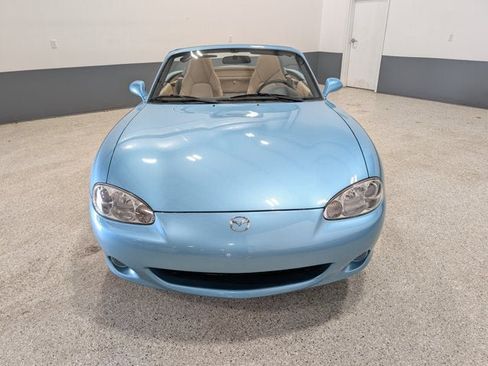 Used 2002 MAZDA MX-5 Miata LS RWD image 7