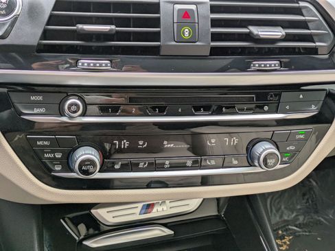 Used 2018 BMW X3 M40i image 24