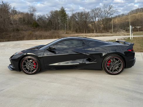 Used 2023 Chevrolet Corvette Stingray Premium Conv w/ Z51 Performance Package image 7