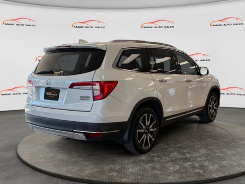 Used 2021 Honda Pilot Touring image 10