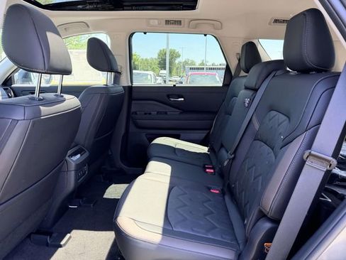 New 2026 Nissan Pathfinder Platinum w/ Cargo Package AWD/4WD image 13