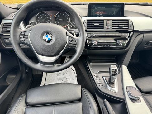 Used 2017 BMW 330i xDrive Wagon image 8