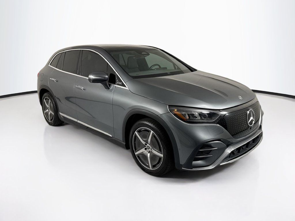 Certified 2023 Mercedes-Benz EQE 350+ SUV image 3