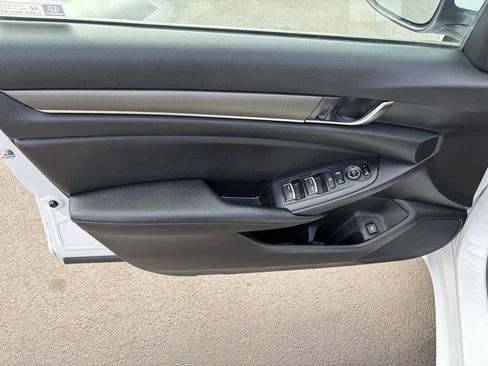 Used 2020 Honda Accord LX image 16