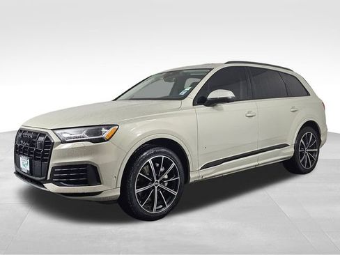 Used 2022 Audi Q7 3.0T Premium Plus w/ Premium Plus Package image 3