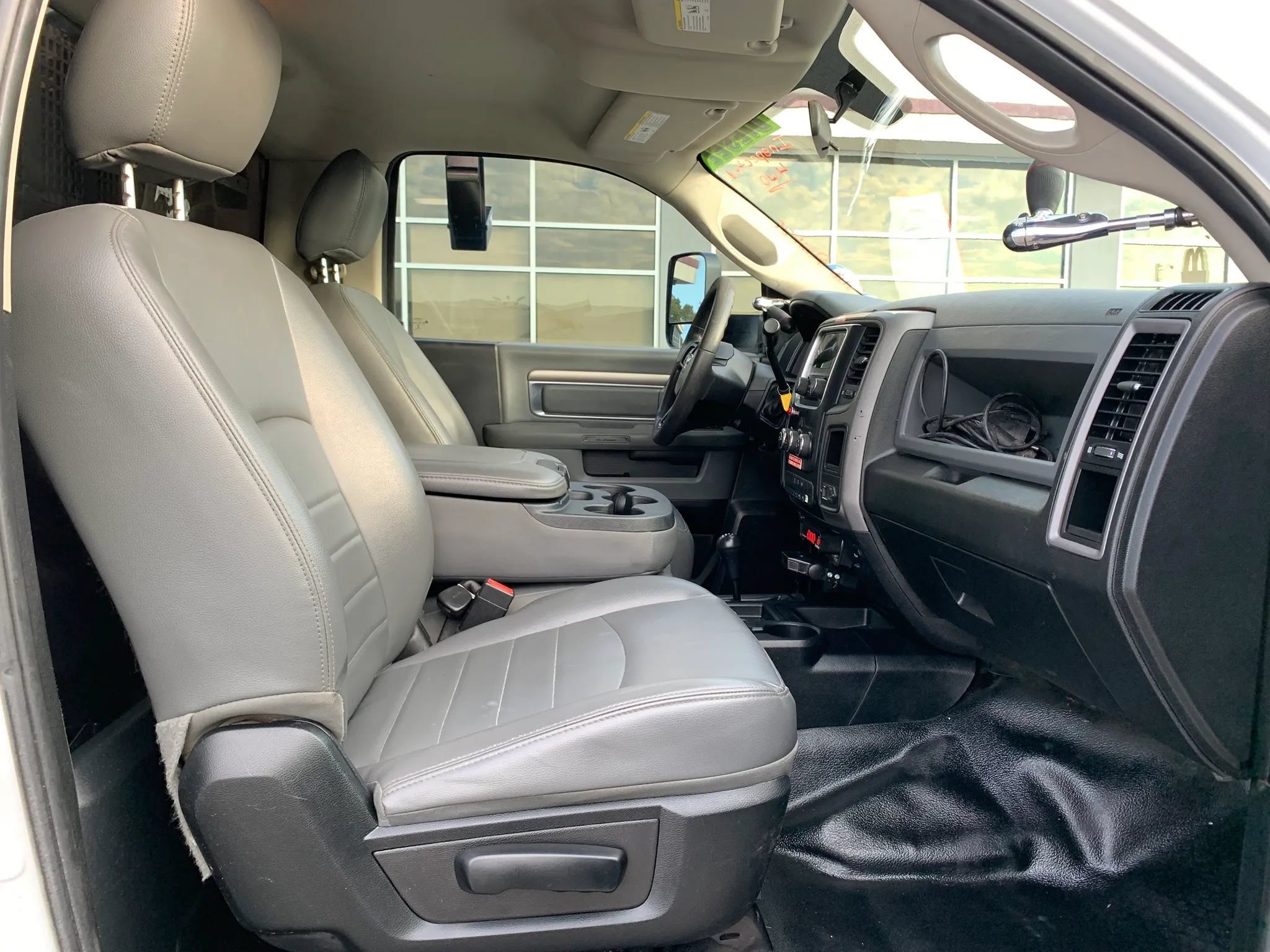 Used 2018 RAM 5500 Tradesman w/ Power & Remote Entry Group AWD/4WD image 23