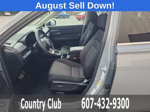 Used 2025 Honda CR-V EX image 11
