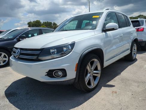 Used 2016 Volkswagen Tiguan R-Line FWD image 3