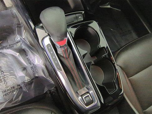 Certified 2024 Chevrolet Trax RS w/ Driver Confidence Package image 15