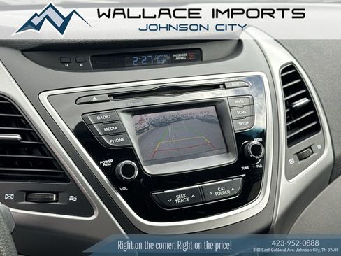Used 2015 Hyundai Elantra SE w/ Option Group 02 image 23