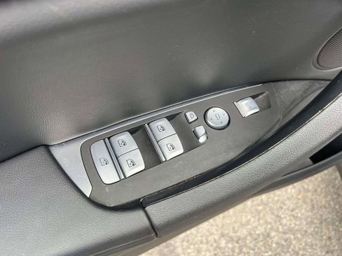 Used 2023 BMW X3 xDrive30i w/ Convenience Package image 19