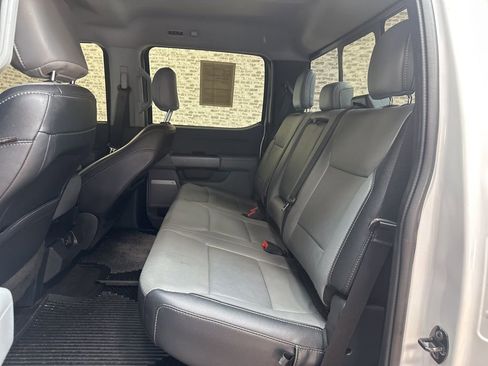 Used 2021 Ford F150 Lariat w/ Equipment Group 501A Mid image 11