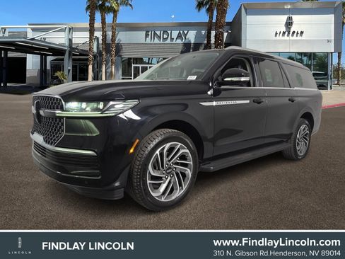 New 2026 Lincoln Navigator L Premier AWD/4WD image 1