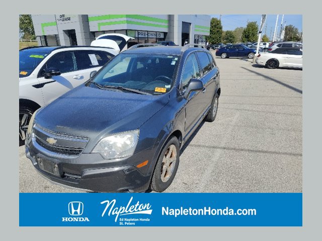 Used 2013 Chevrolet Captiva Sport LT FWD image 1