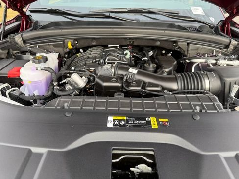 New 2025 Jeep Grand Cherokee Altitude image 22