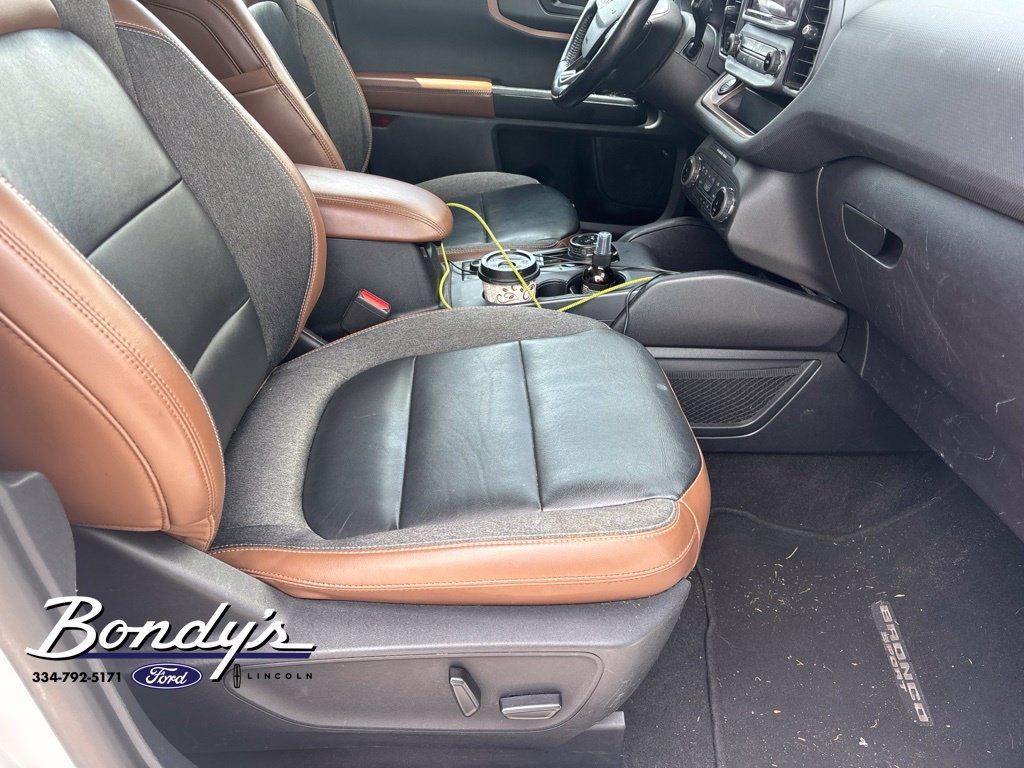 Used 2023 Ford Bronco Sport Outer Banks w/ Tech Package AWD/4WD image 5