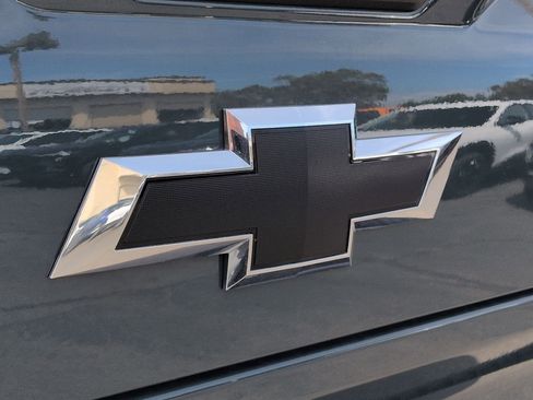 New 2026 Chevrolet Silverado 1500 Custom Trail Boss w/ LPO, Dark Essentials Package AWD/4WD image 32