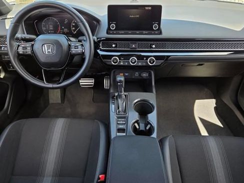 Used 2023 Honda Civic Sport image 12