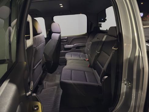 Certified 2018 Chevrolet Silverado 1500 LT w/ All Star Edition image 9