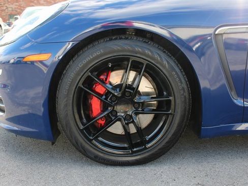 Used 2015 Porsche Panamera 4 image 35