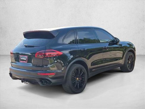Used 2018 Porsche Cayenne Turbo AWD/4WD image 5