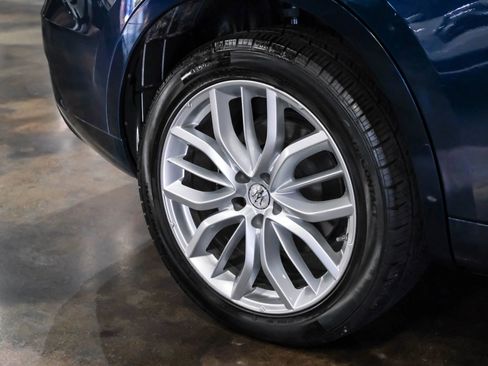 Used 2019 Maserati Levante GranLusso image 51