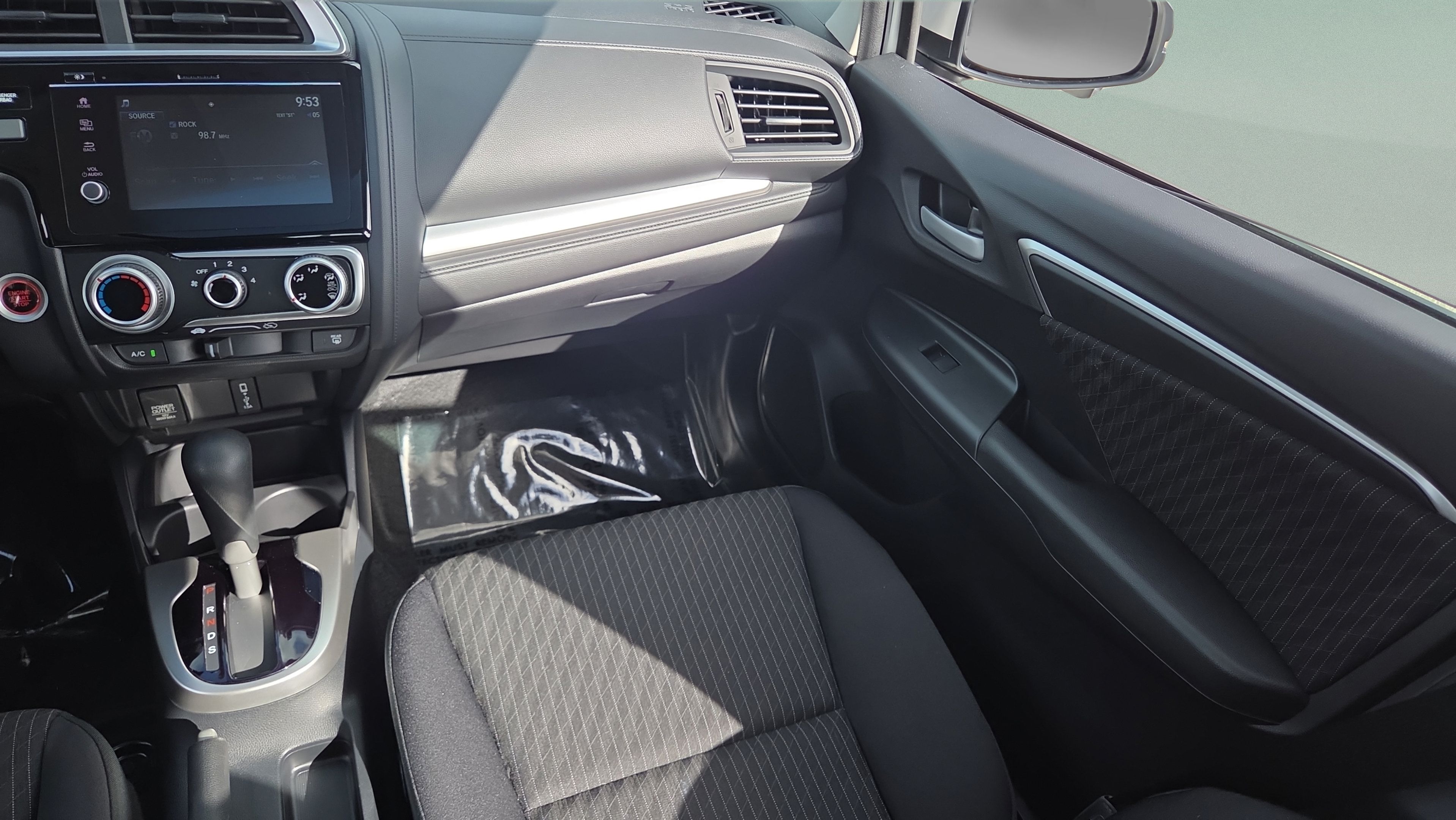 Used 2018 Honda Fit EX image 17