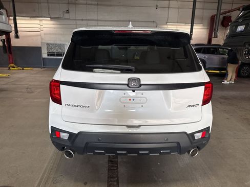 Used 2023 Honda Passport EX-L image 13