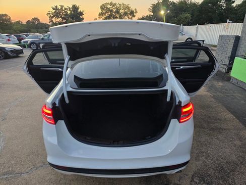 Used 2018 Ford Fusion SE image 41