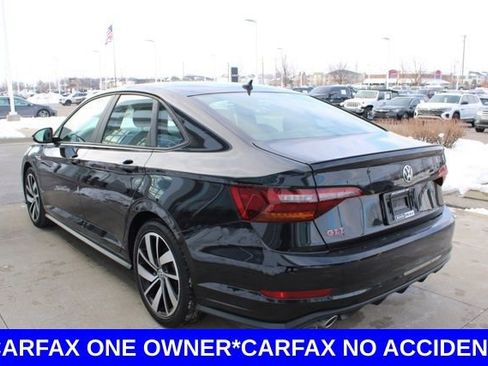 Used 2019 Volkswagen Jetta GLI image 4