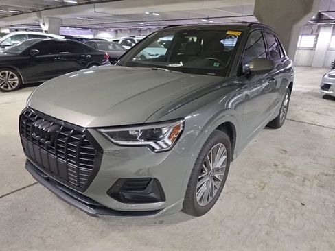 Used 2023 Audi Q3 2.0T Premium w/ Convenience Package AWD/4WD image 15